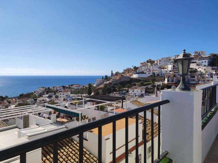 Beautiful 4 Bedroom Town House In Punta Lara Holiday home