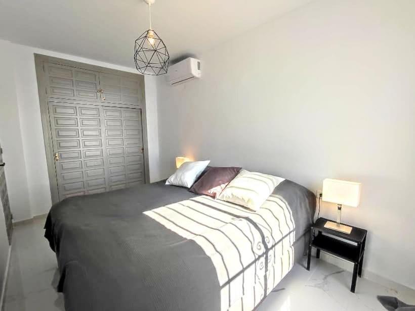 Holiday home Beautiful 4 Bedroom Town House In Punta Lara Nerja