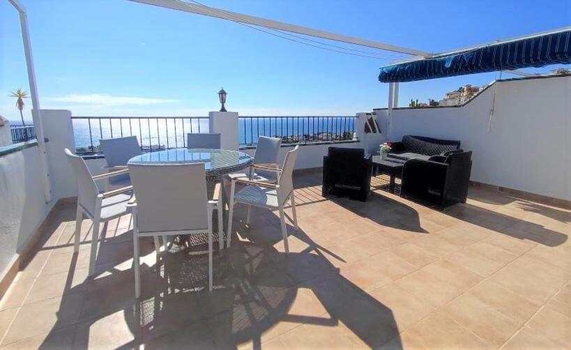 Beautiful 4 Bedroom Town House In Punta Lara *