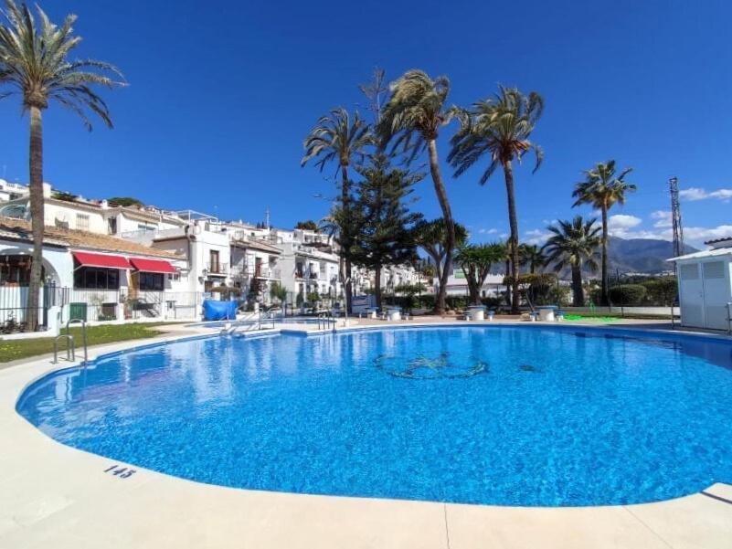 Beautiful 4 Bedroom Town House In Punta Lara Holiday home *